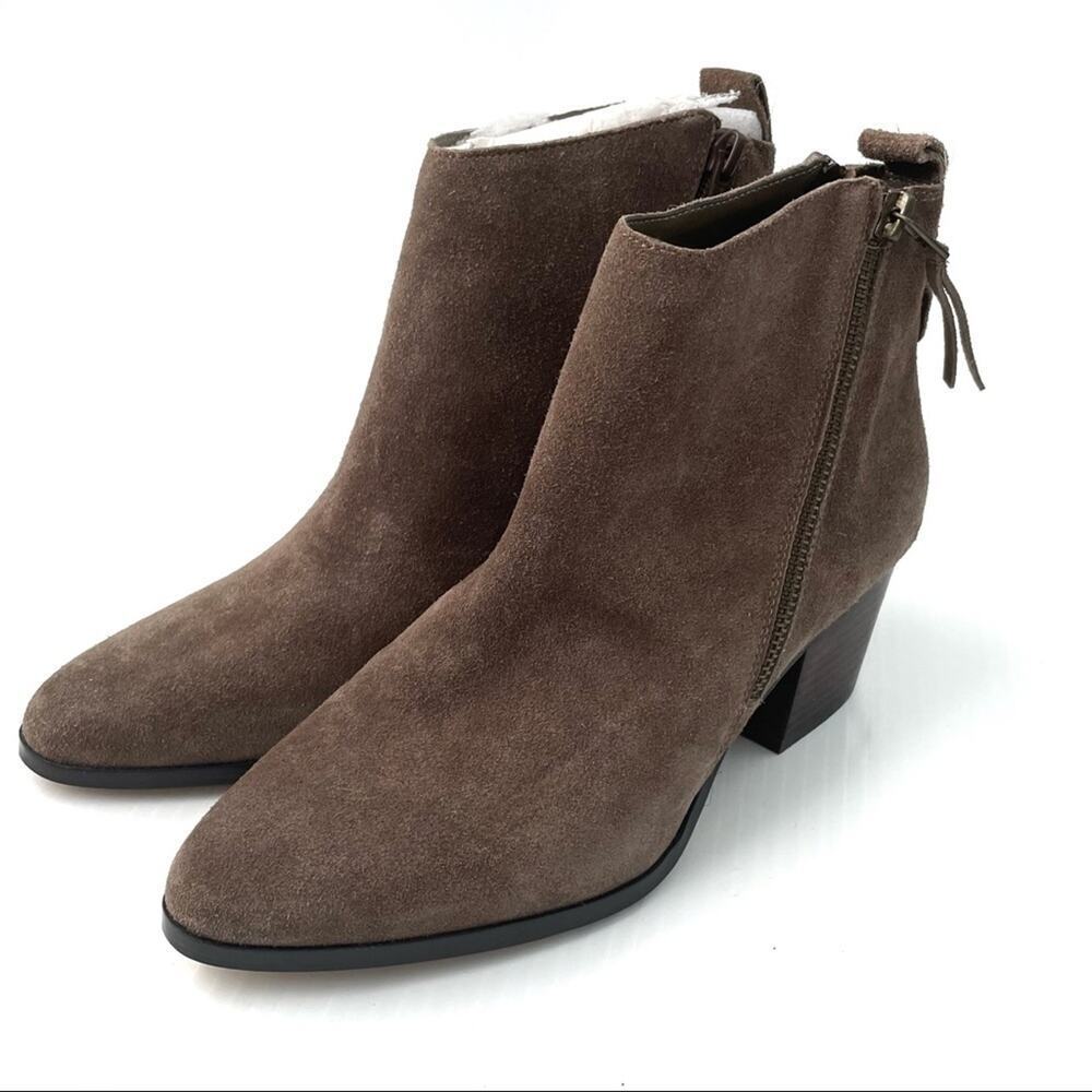 NWOT Sole Society Mira suede booties heeled double zipper detail